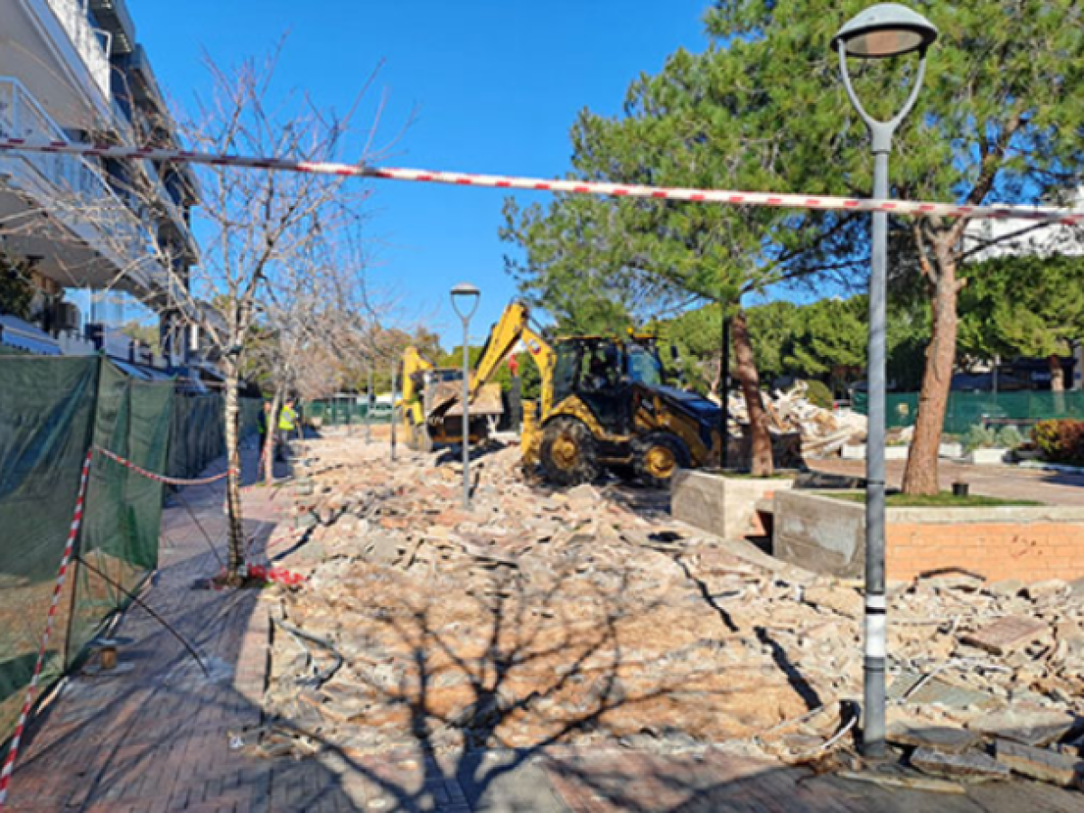 Εφημερίδα «Εβδόμη»: Ανάπλαση του εμπορικού κέντρου της Βούλας