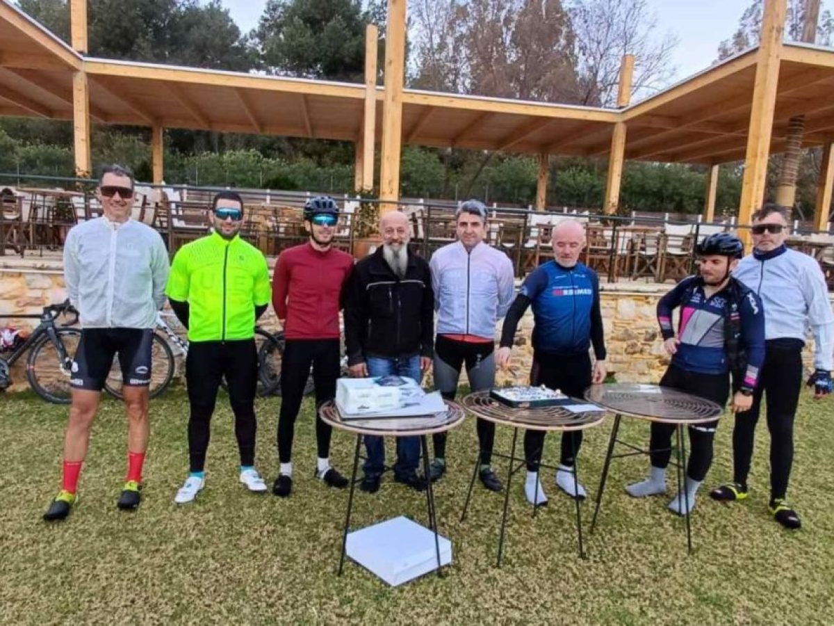 Ευκλής: Ποδηλατική βόλτα 140 χιλιομέτρων και κοπή πίτας με φόντο το 2026