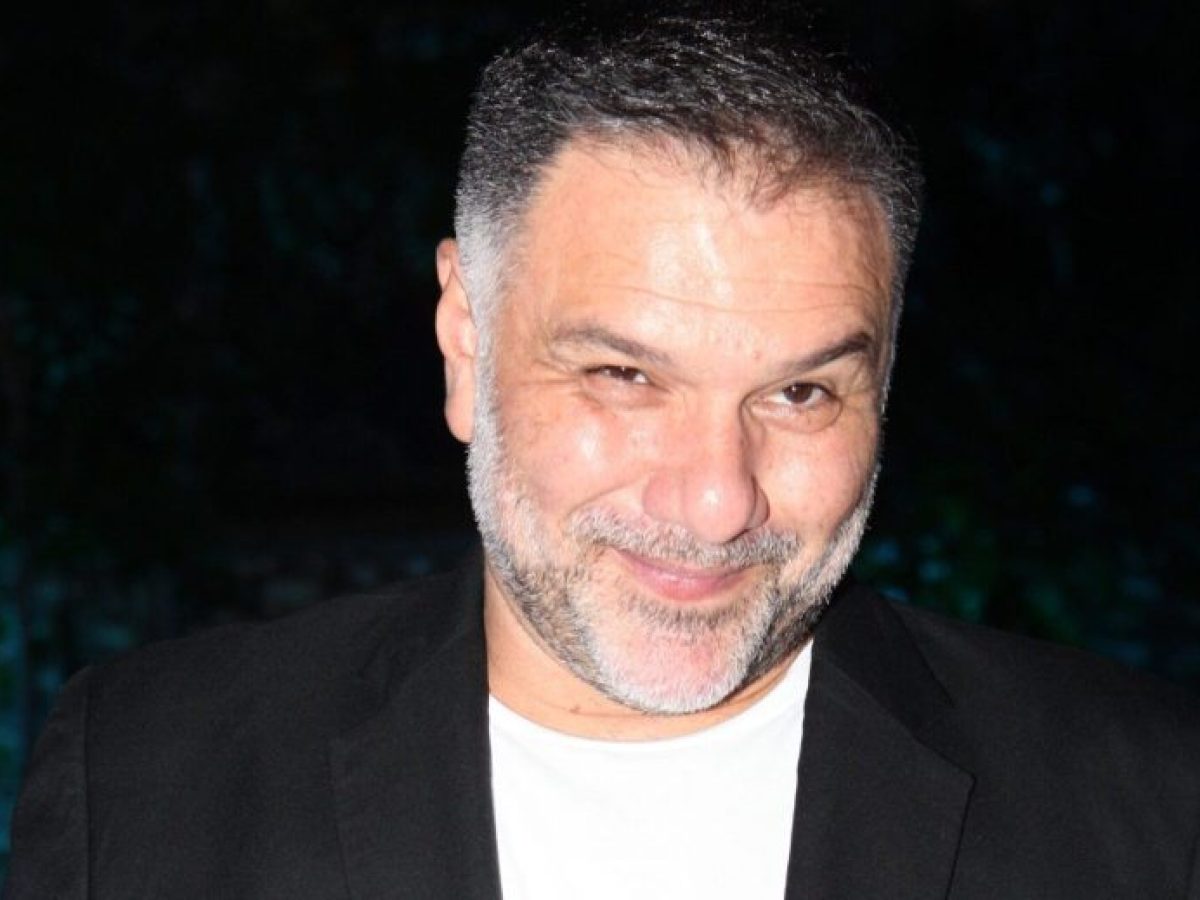 “Ευτυχώς προλάβαμε και τα είπαμε…”. Με μια σπαρακτική ανάρτησή ανακοίνωσε το θάνατο της μητέρας του ο Γρηγόρης Αρναούτογλου