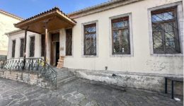 egkrithike-i-anakataskevi-tou-1ou