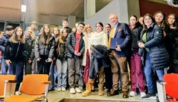 ekdilosi-sti-filosofiki-gia-tous
