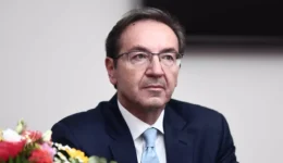 ekdilosis-tou-ipourgiou-dikeosinis-se