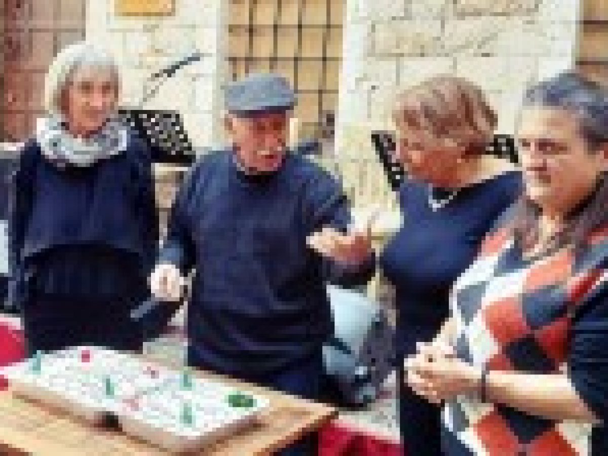 Εκδρομή στα Ιωάννινα και κοπή πίτας στη Στοά Λούλη από τους συνταξιούχους ΙΚΑ Λευκάδας