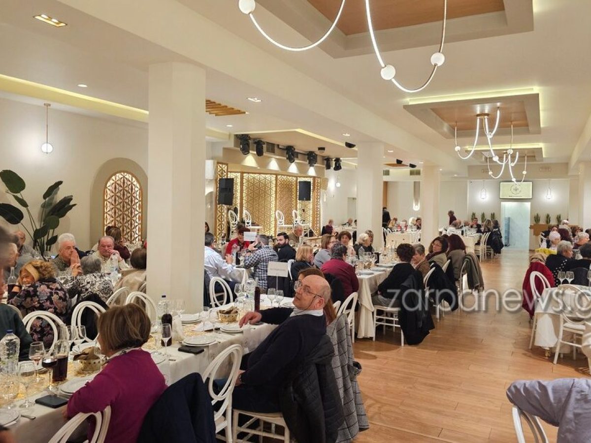 Έκοψαν την Πρωτοχρονιάτικη πίτα τους τα Συσσίτια της Σπλάντζιας | Video + Photos