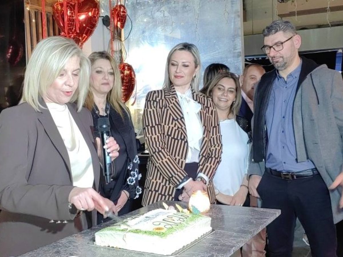 Έκοψε την πίτα του ο Εμπορικός Σύλλογος Κορίνθου  (video-φώτο)