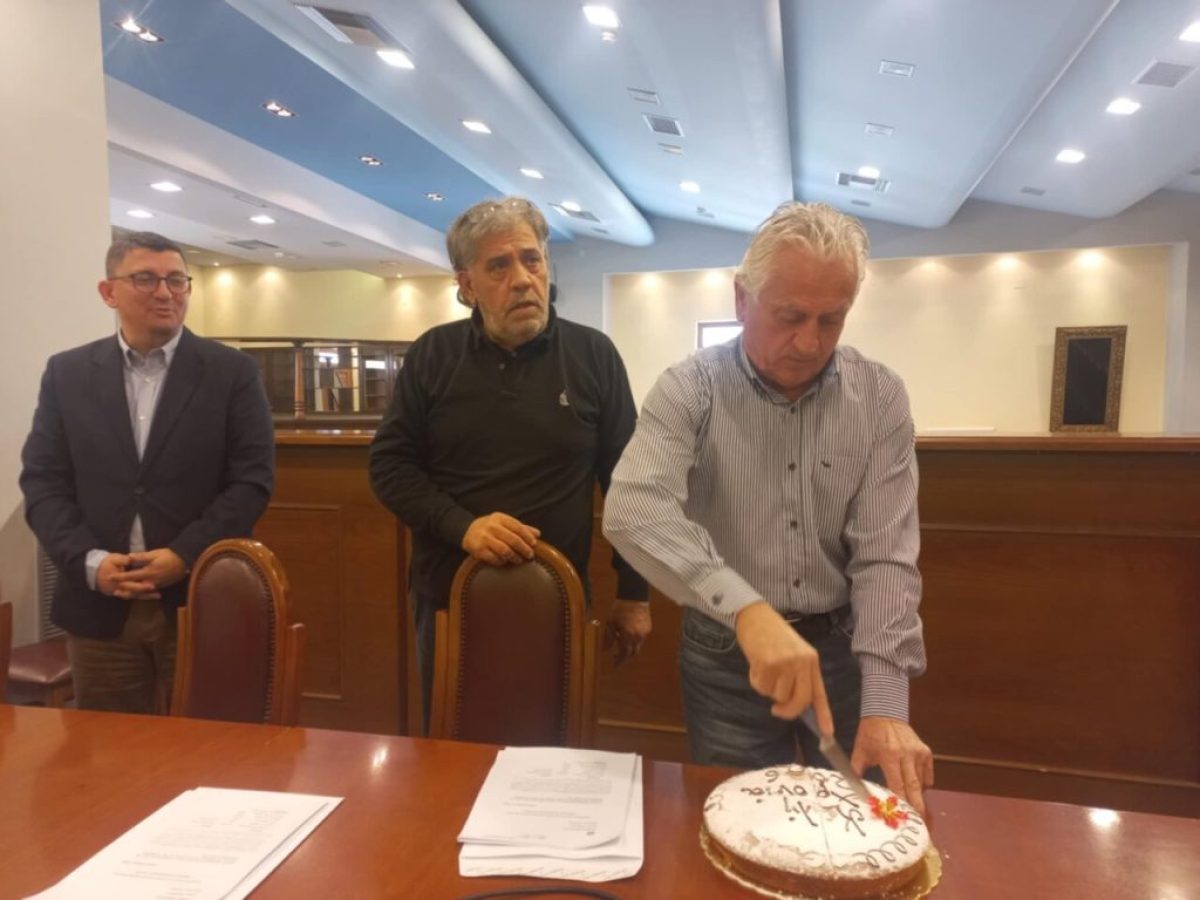 Έκοψε την πρωτοχρονιάτικη πίτα του το Δημοτικό Συμβούλιο Ξηρομέρου