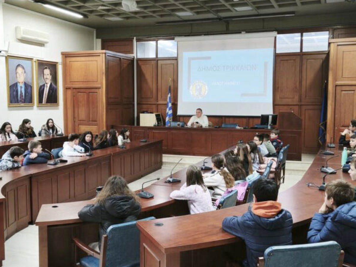 Εκπαιδευτικές επισκέψεις μαθητών και μαθητριών στο Δημαρχείο Τρικκαίων