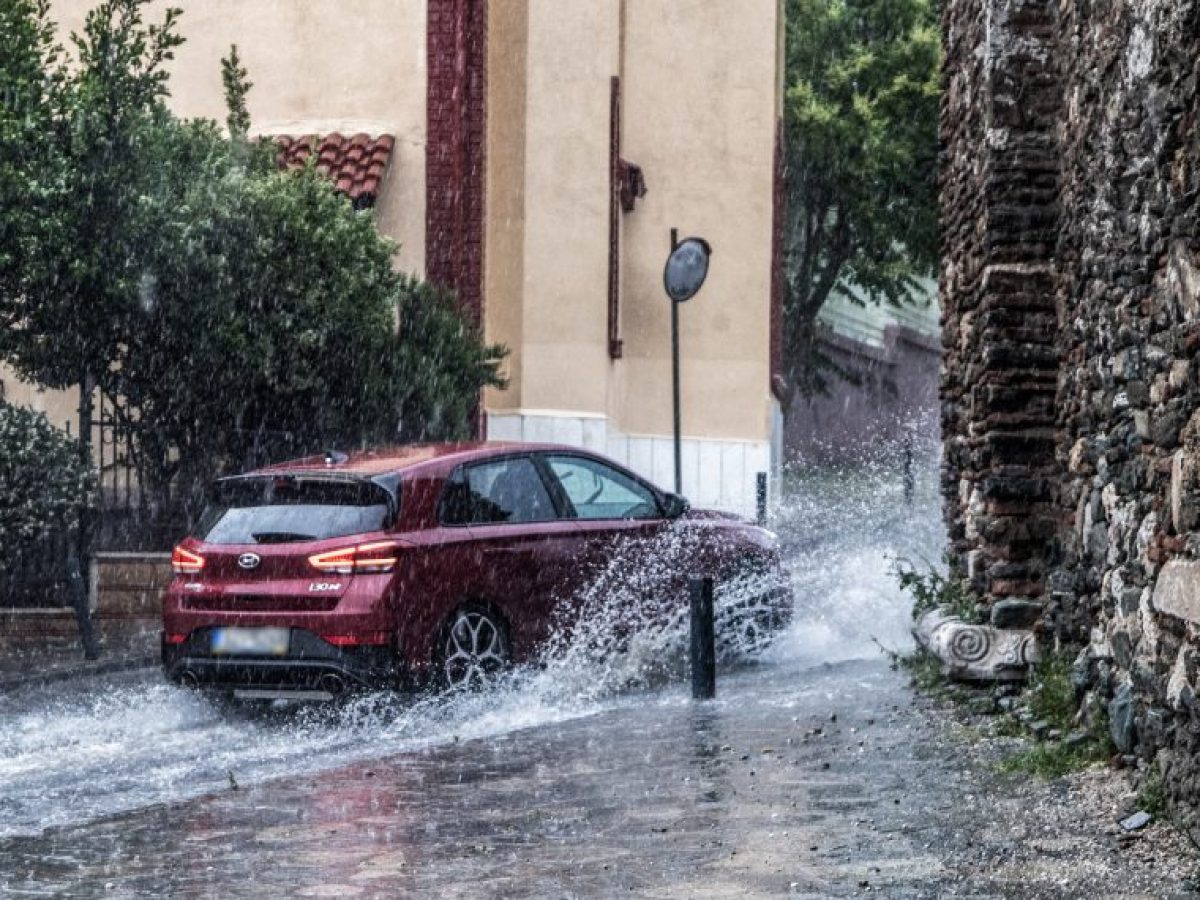 Έκτακτο δελτίο καιρού: Έρχονται επικίνδυνες καταιγίδες, χαλάζι και θυελλώδεις άνεμοι για 48 ώρες