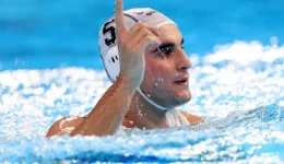 ellada-–-italia-15-13-proti-1