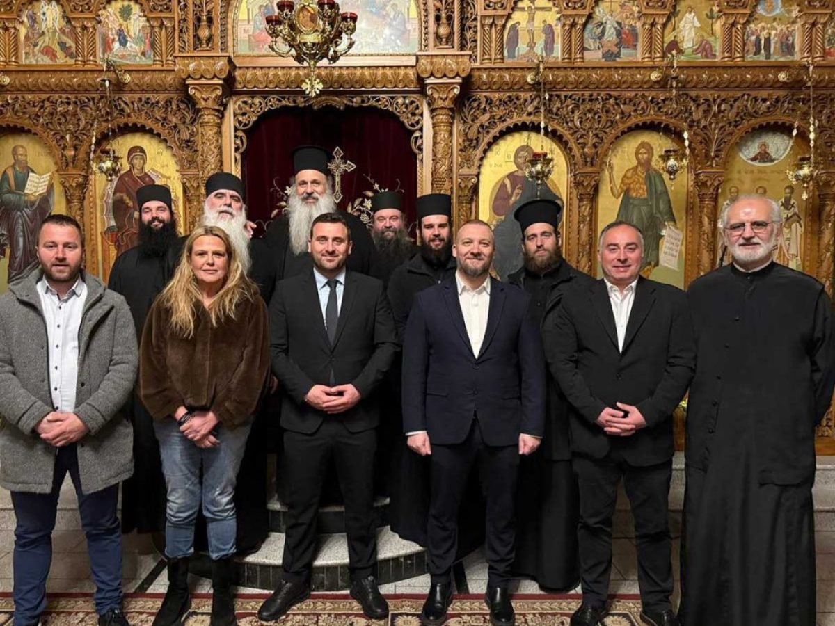 Ένα φορτηγό αλληλεγγύης από τη Νυρεμβέργη στο Κοινωνικό Παντοπωλείο Μετεώρων