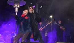 entiposiaki-ipodochi-tou-neou-etous