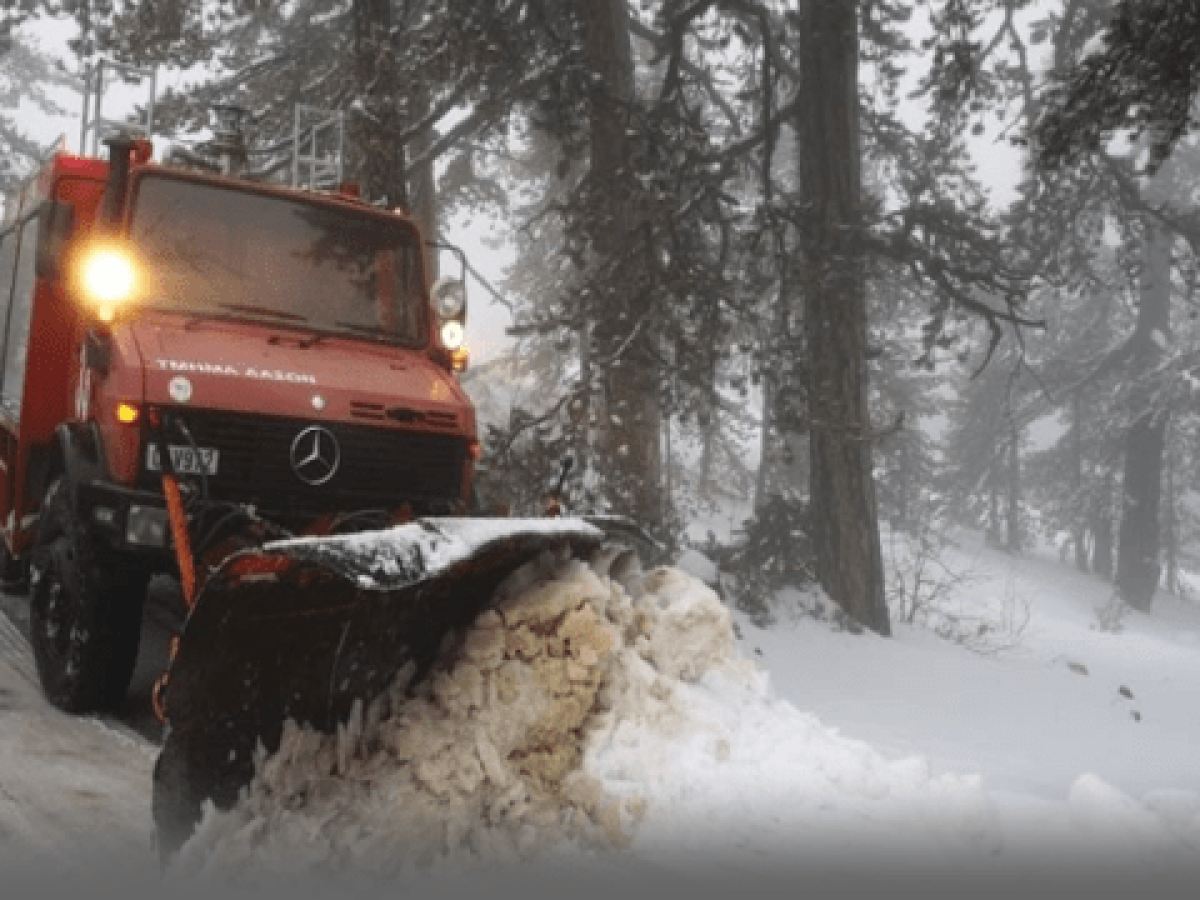 Έντονη χιονόπτωση στην Ορεινή Ναυπακτία- επί ποδός η Περιφέρεια για να παραμείνουν οι δρόμοι ανοιχτοί