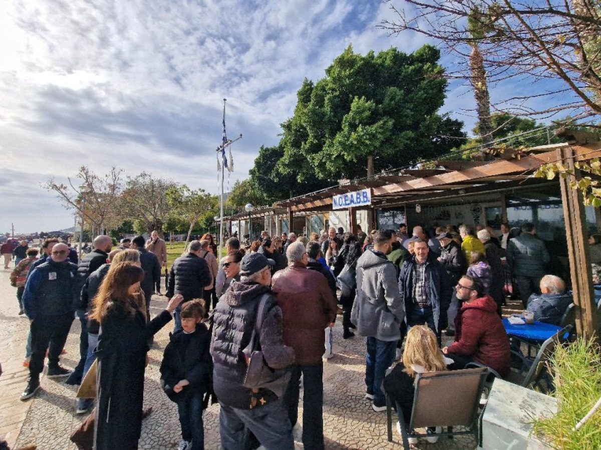 Εορταστική εκδήλωση στο Αλιευτικό Καταφύγιο Βάρκιζας