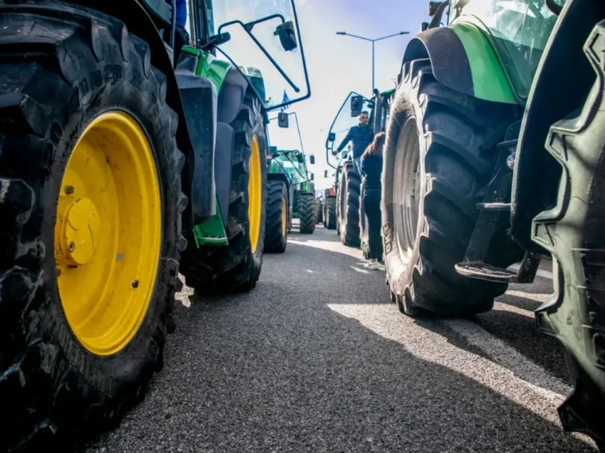 Επ’ αόριστον αποκλεισμός της Εθνικής Οδού Θεσσαλονίκης – Μουδανιών στο ύψος της Ν. Τρίγλιας