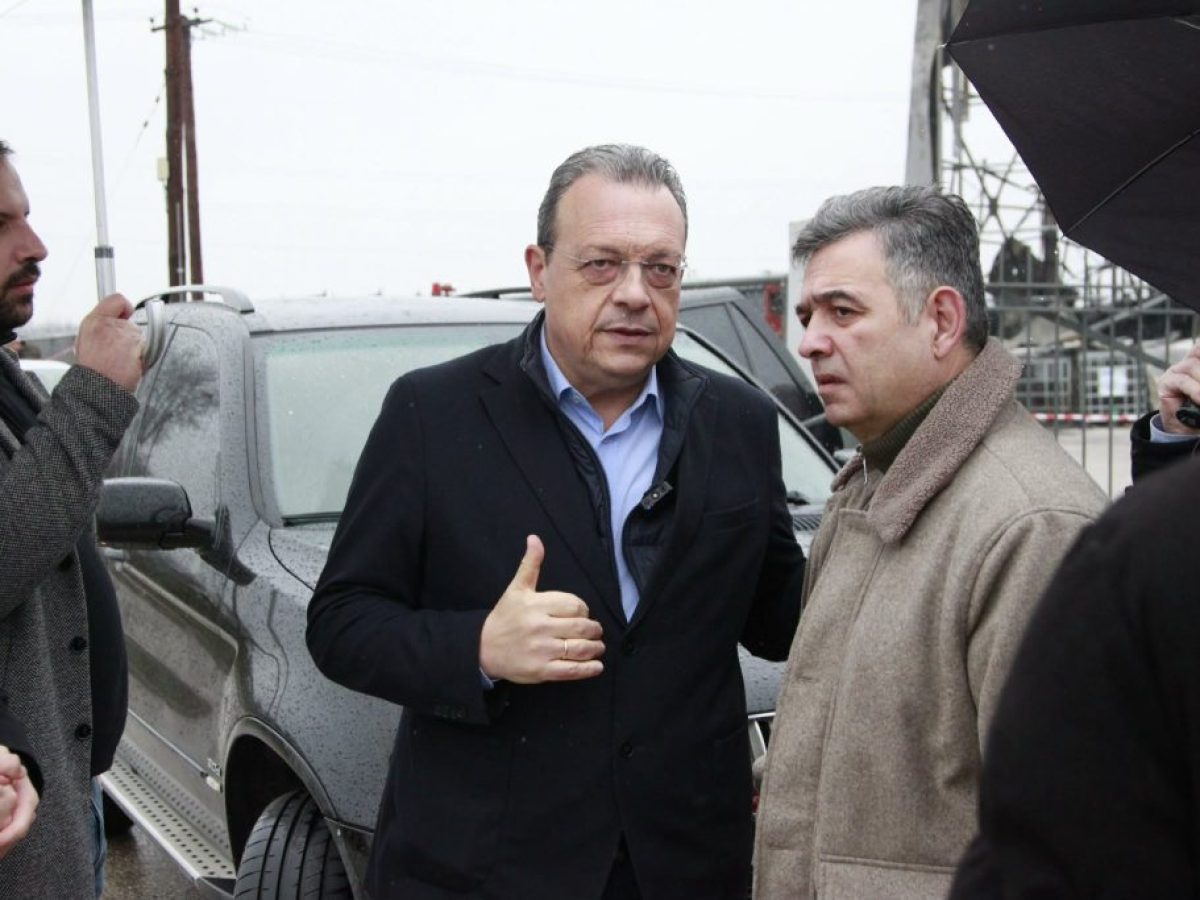 Επίσκεψη Σωκράτη Φάμελλου στα Τρίκαλα για το πολύνεκρο εργατικό δυστύχημα στη «Βιολάντα»