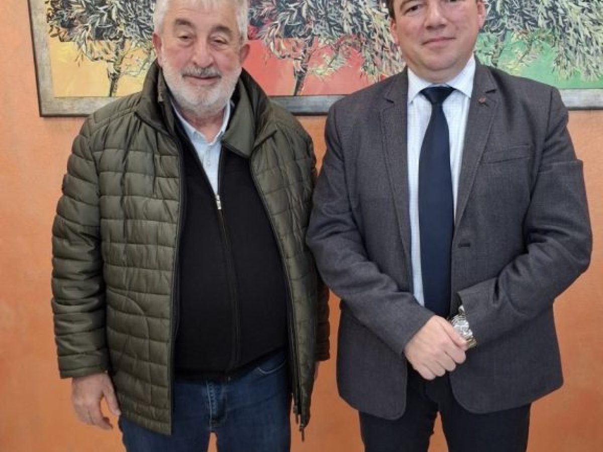 Επίσκεψη του Αναπλ. Περιφερειάρχη Θεσσαλίας Κ. Μπαρμπούτη  στη Συνεταιριστική Τράπεζα Καρδίτσας