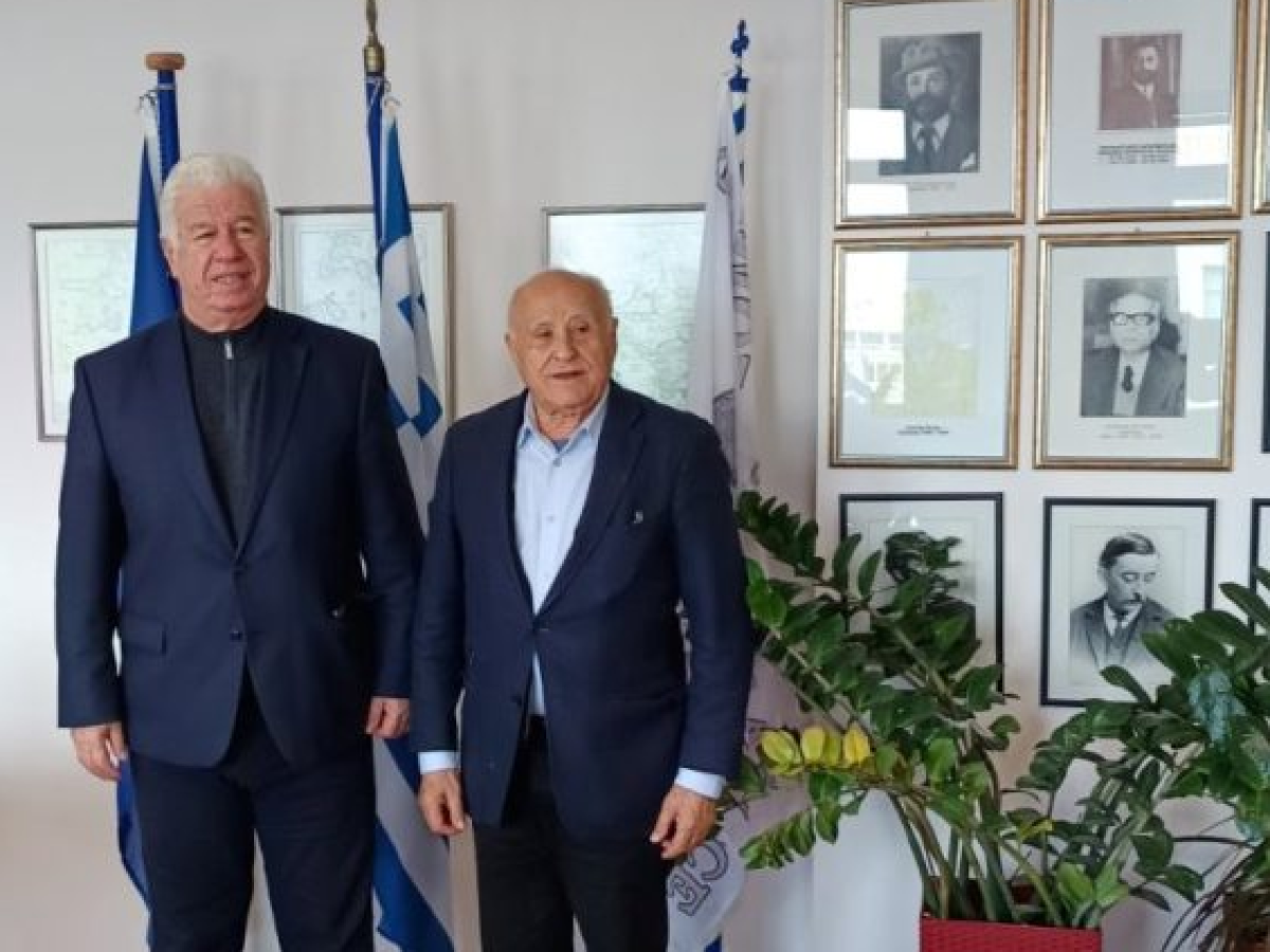 Εθιμοτυπική επίσκεψη του Περιφερειάρχη Ιονίων Νήσων Γιάννη  Τρεπεκλή στον Δήμο Λευκάδας