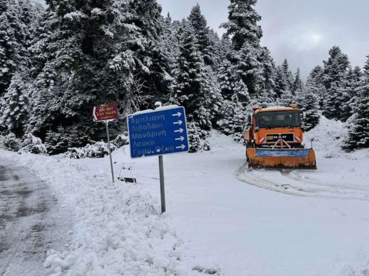 Αιτωλοακαρνανία: Σε επιφυλακή η Πολιτική Προστασία – Κατολισθήσεις και χιόνια δοκιμάζουν τον Νομό