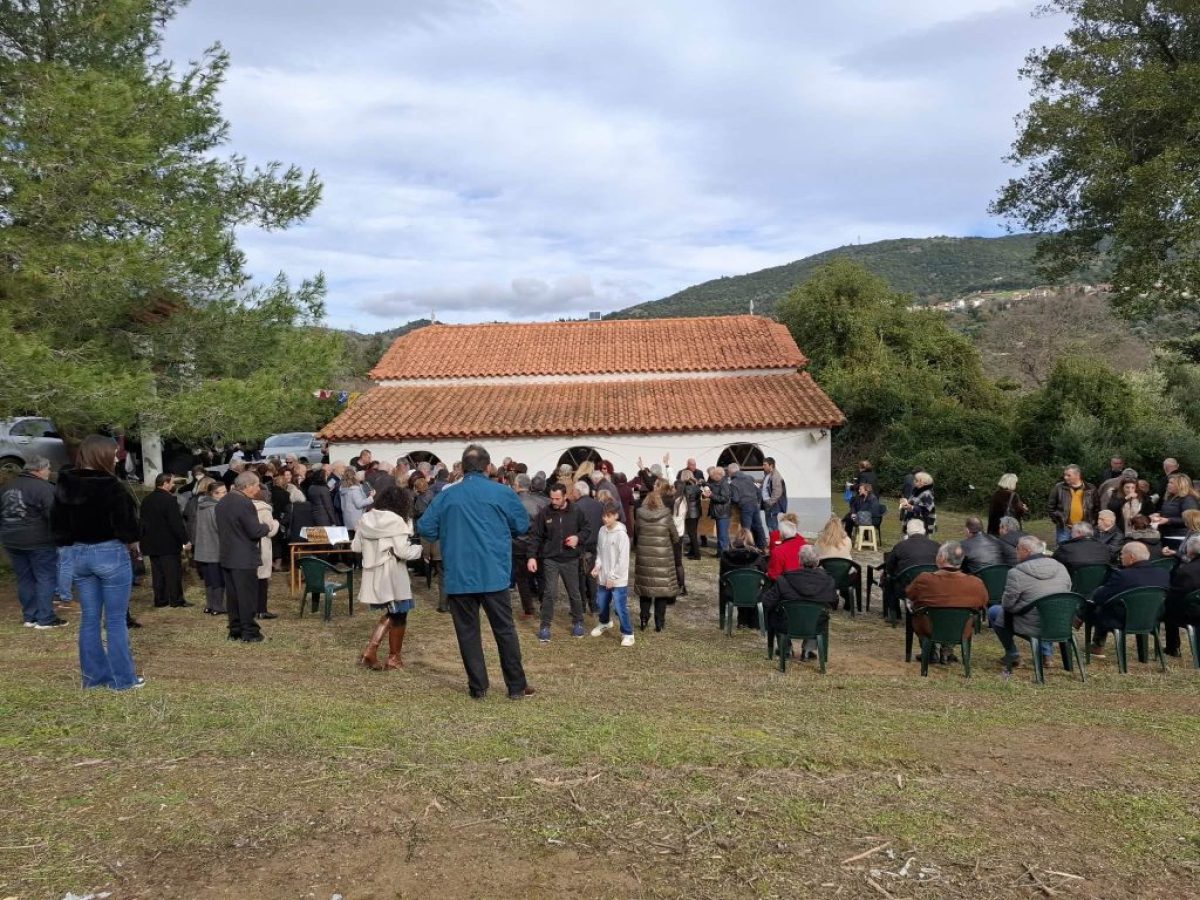 &Epsilon;ύ&beta;&omicron;&iota;&alpha;: &Gamma;&iota;ό&rho;&tau;&alpha;&sigma;&alpha;&nu; &tau;&omicron;&nu; Ά&gamma;&iota;&omicron; &Gamma;&rho;&eta;&gamma;ό&rho;&iota;&omicron; &sigma;&epsilon; &alpha;&upsilon;&tau;ό &tau;&omicron; &upsilon;&pi;έ&rho;&omicron;&chi;&omicron; &xi;&omega;&kappa;&lambda;ή&sigma;&iota; &ndash; &Epsilon;&iota;&kappa;ό&nu;&epsilon;&sigmaf;