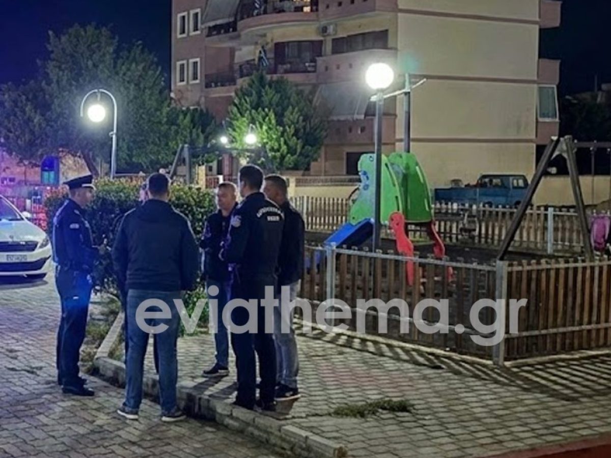 Εύβοια: Νύχτα τρόμου στα Ψαχνά – «Μίλησαν» τα μαχαίρια στην κεντρική πλατεία