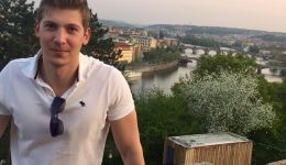 exafanisi-33chronou-giatrou-sinelifthi-andras