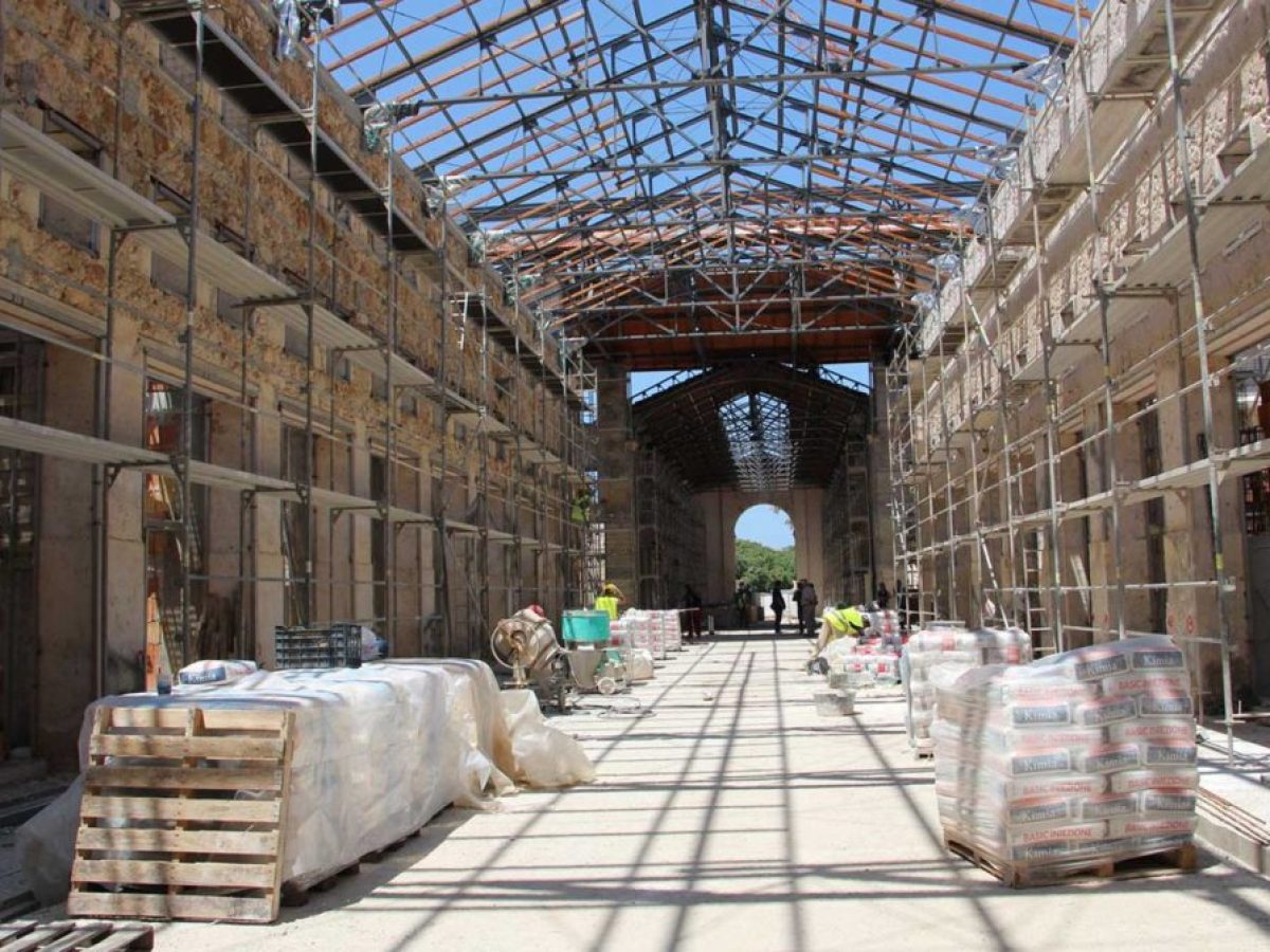 Εξάμηνη παράταση στο έργο της Δημοτικής Αγοράς Χανίων – Με φυσική παρουσία οι δημοπρασίες αναψυκτηρίων