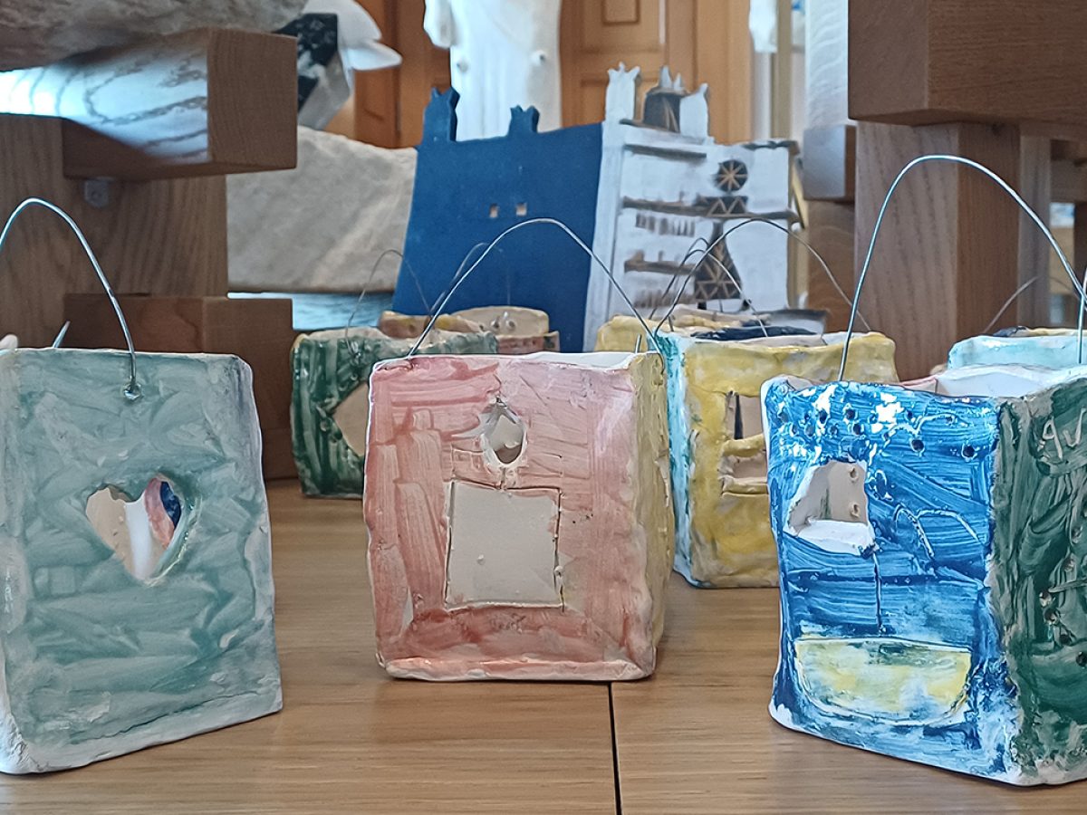 «Φαναράκι μου λαμπρό»: Δημιουργικό εργαστήρι κεραμικής για παιδιά στο Ίδρυμα Τηνιακού Πολιτισμού