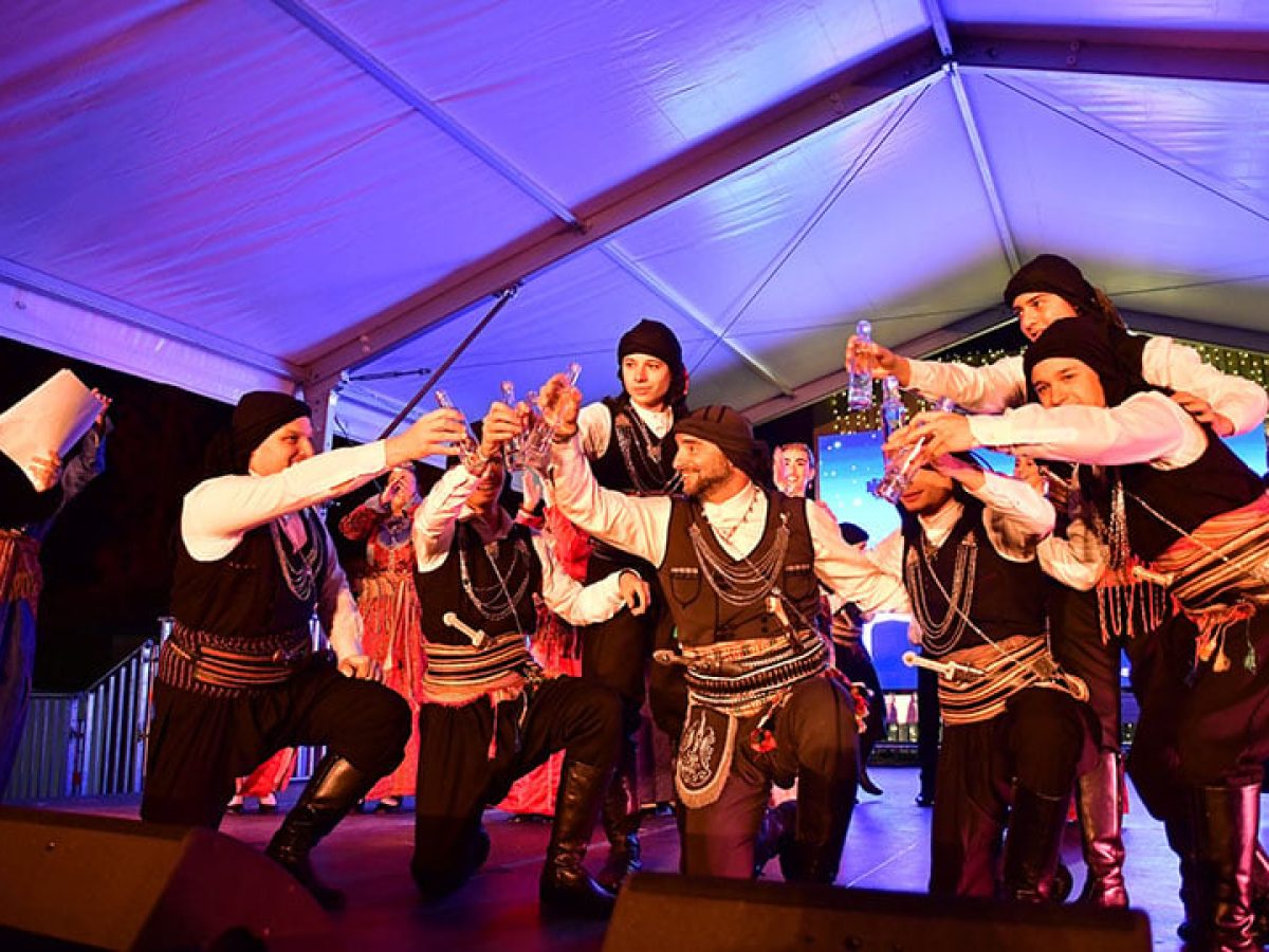 Φως Πόντου στο Πάρκο Τρίτση: Ο «Φάρος» στο Μαγικό Χωριό των Δήμων