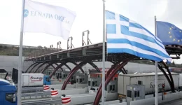 fouskonoun-ta-diodia-stin-egnatia