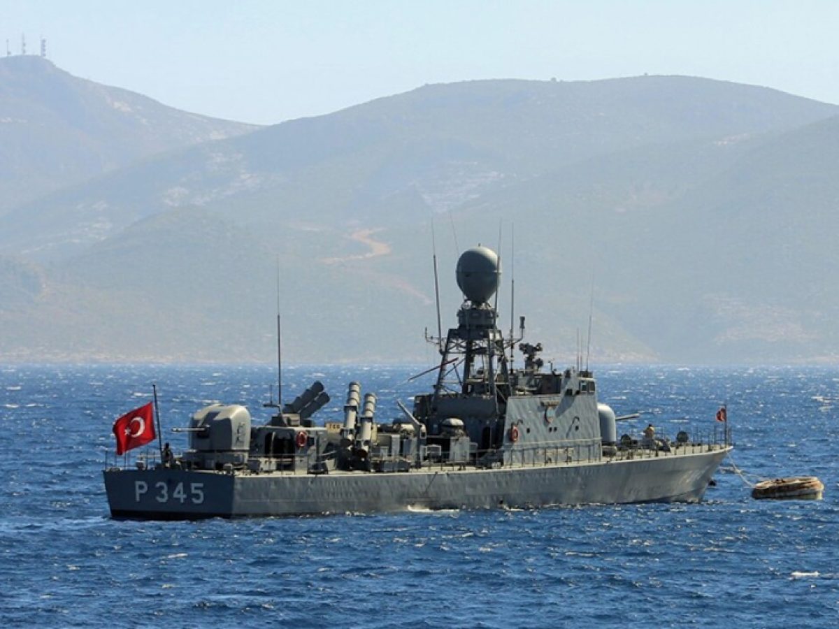 «Φραστική ενόχληση» ελληνικού πλοίου που πόντιζε καλώδιο οπτικής ίνας στο Αιγαίο από τουρκικό πολεμικό