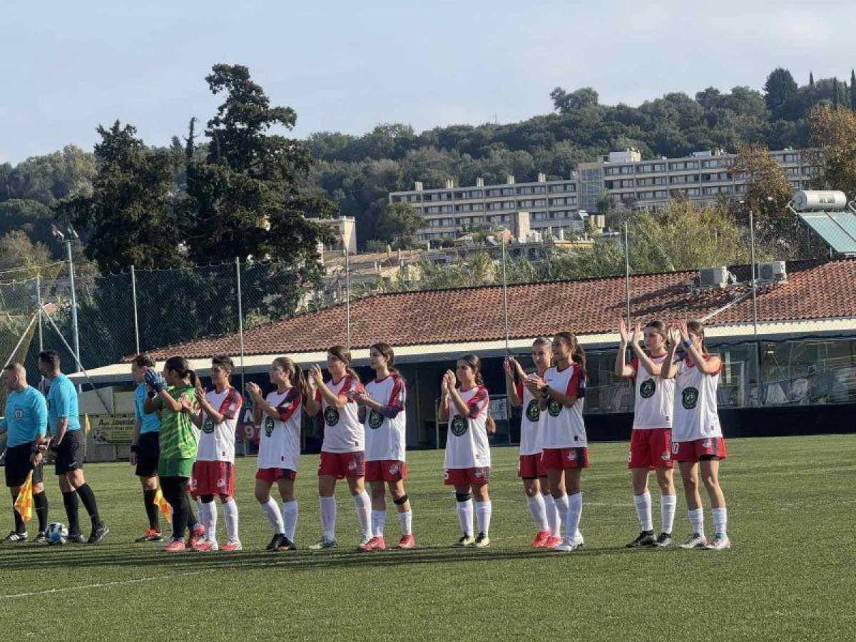 &Gamma; &Epsilon;&Theta;&Nu;&Iota;&Kappa;&Eta; &Gamma;&Upsilon;&Nu;&Alpha;&Iota;&Kappa;&Omega;&Nu;: &Eta; &Alpha;&Epsilon; &Kappa;&alpha;&nu;&omicron;&nu;ί&omicron;&upsilon; &tau;&omicron; &Sigma;ά&beta;&beta;&alpha;&tau;&omicron; (17/1) &upsilon;&pi;&omicron;&delta;έ&chi;&epsilon;&tau;&alpha;&iota; &tau;&omicron; &Kappa;&eta;&pi;ά&kappa;&iota; &Sigma;&alpha;&rho;&alpha;&gamma;ί&omega;&nu;