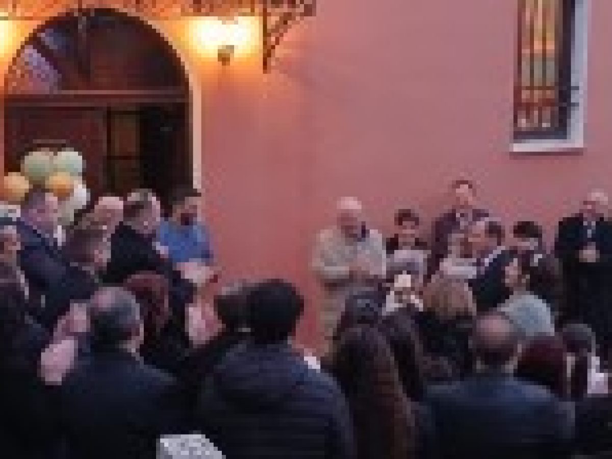 Γάμος και βάφτιση χθες στον Ιερό Ναό Μεταμορφώσεως του Σωτήρος της Νικιάνας