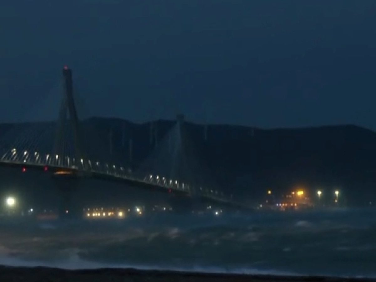 &Gamma;έ&phi;&upsilon;&rho;&alpha; &Rho;ί&omicron;&upsilon; &ndash; &Alpha;&nu;&tau;&iota;&rho;&rho;ί&omicron;&upsilon;: &Theta;&upsilon;&epsilon;&lambda;&lambda;ώ&delta;&epsilon;&iota;&sigmaf; ά&nu;&epsilon;&mu;&omicron;&iota; &kappa;&alpha;&iota; &kappa;ύ&mu;&alpha;&tau;&alpha; &pi;&omicron;&upsilon; &phi;&tau;ά&nu;&omicron;&upsilon;&nu; &mu;έ&chi;&rho;&iota; &tau;&omicron; &kappa;ά&sigma;&tau;&rho;&omicron; [&beta;ί&nu;&tau;&epsilon;&omicron;]