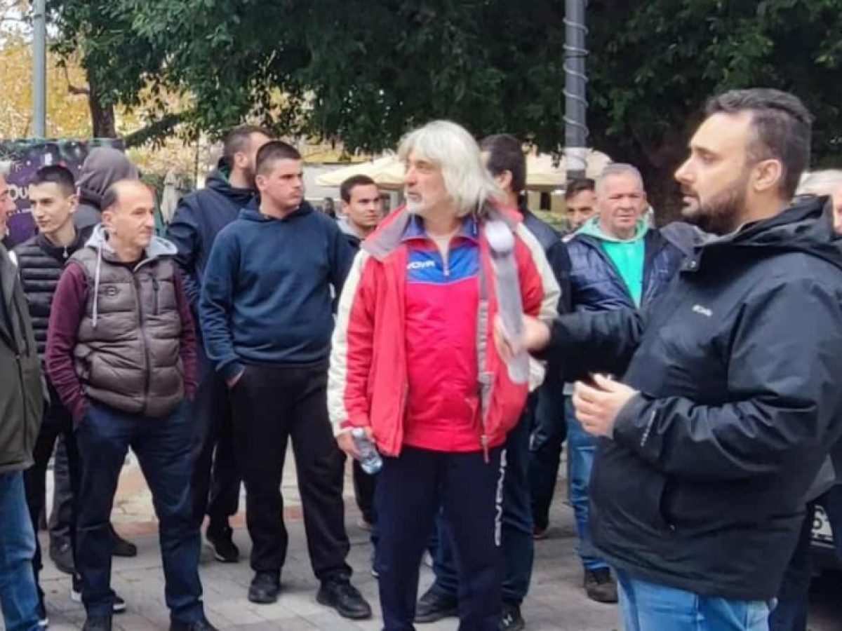 &Gamma;&iota;ά&nu;&nu;&eta;&sigmaf; &Kappa;&alpha;&rho;&nu;&alpha;&beta;&iota;ά&sigmaf;: &Epsilon;&pi;&iota;&phi;&upsilon;&lambda;&alpha;&kappa;&tau;&iota;&kappa;ό&sigmaf; &omicron; &Alpha;&nu;&tau;&iota;&pi;&rho;ό&epsilon;&delta;&rho;&omicron;&sigmaf; &tau;&eta;&sigmaf; &Omicron;.&Alpha;.&Sigma;. &Alpha;&iota;&tau;&omega;&lambda;&omicron;&alpha;&kappa;&alpha;&rho;&nu;&alpha;&nu;ί&alpha;&sigmaf; &gamma;&iota;&alpha; &tau;&eta; &sigma;&upsilon;&nu;ά&nu;&tau;&eta;&sigma;&eta; &mu;&epsilon; &tau;&omicron;&nu; &Kappa;&upsilon;&rho;&iota;ά&kappa;&omicron; &Mu;&eta;&tau;&sigma;&omicron;&tau;ά&kappa;&eta;