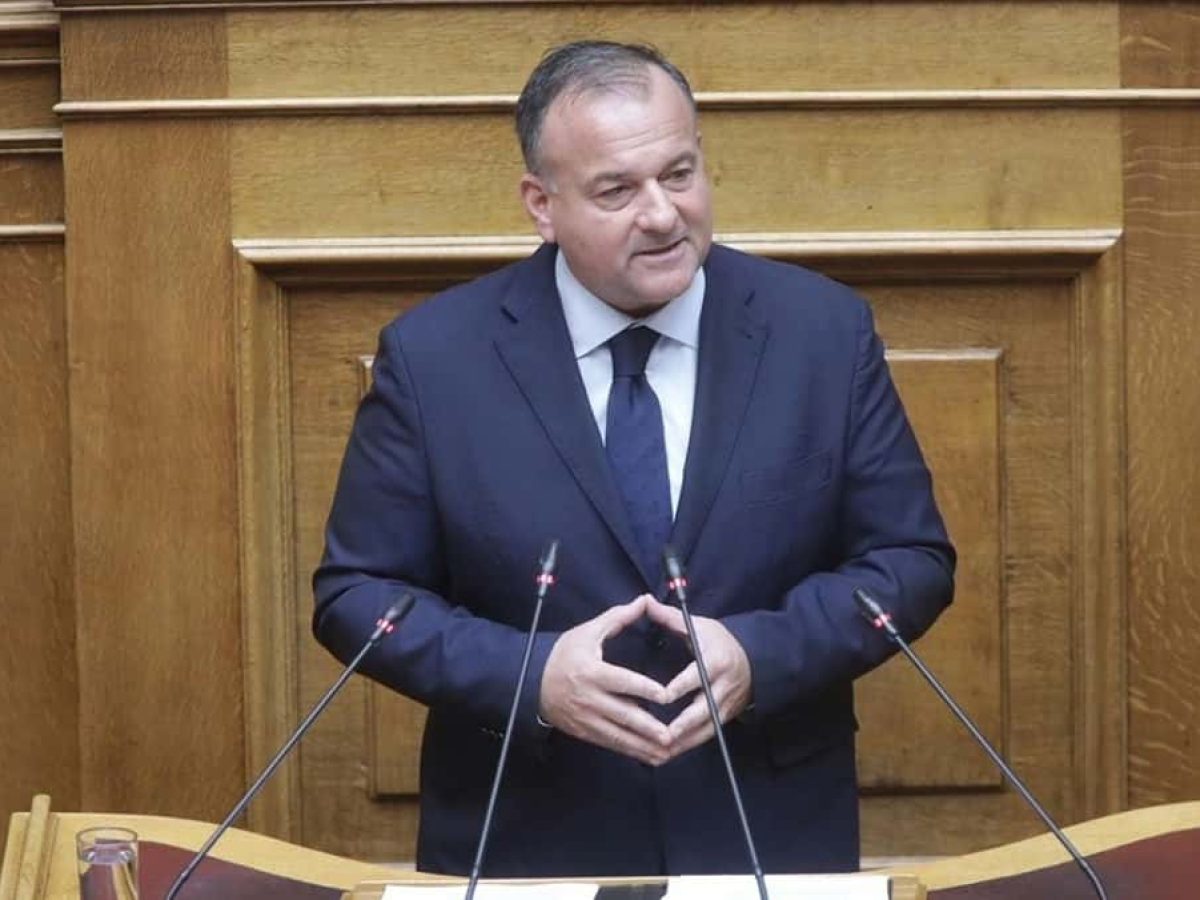 Γιάννης Παππάς: Με κοινοβουλευτική παρέμβαση ζητά εξάμηνη παράταση για τα στέγαστρα στη Χερσαία Ζώνη Λιμένος Καλύμνου