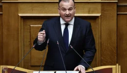giannis-pappas-Αdiapragmatefti-i-pliris