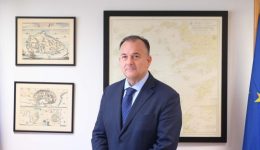 giannis-pappas-Αdiapragmatefti-i-pliris-4