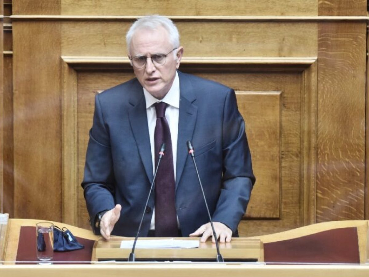 Γιάννης Ραγκούσης: “Εθνικό είναι το παραγωγικό”