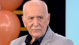 giorgos-papadakis-to-telos-mias-1
