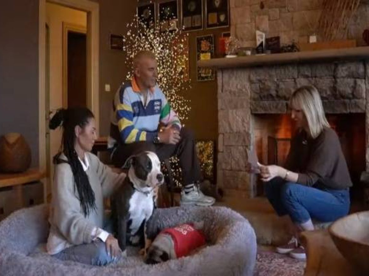 Γυρίσματα της εκπομπής «Pet Stories» στη Λήμνο με τον Στέλιο Ρόκκο και τη Λελέ Γκόφα