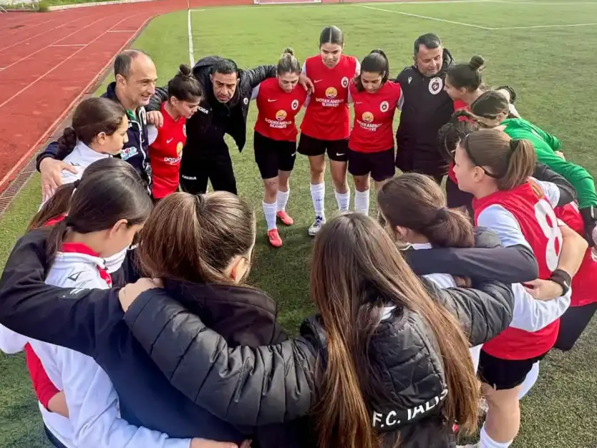 Η L.F.C. Ιαλυσός στο Ηράκλειο χωρίς την Γρύλλη η οποία θα χάσει την χρονιά λόγω τραυματισμού