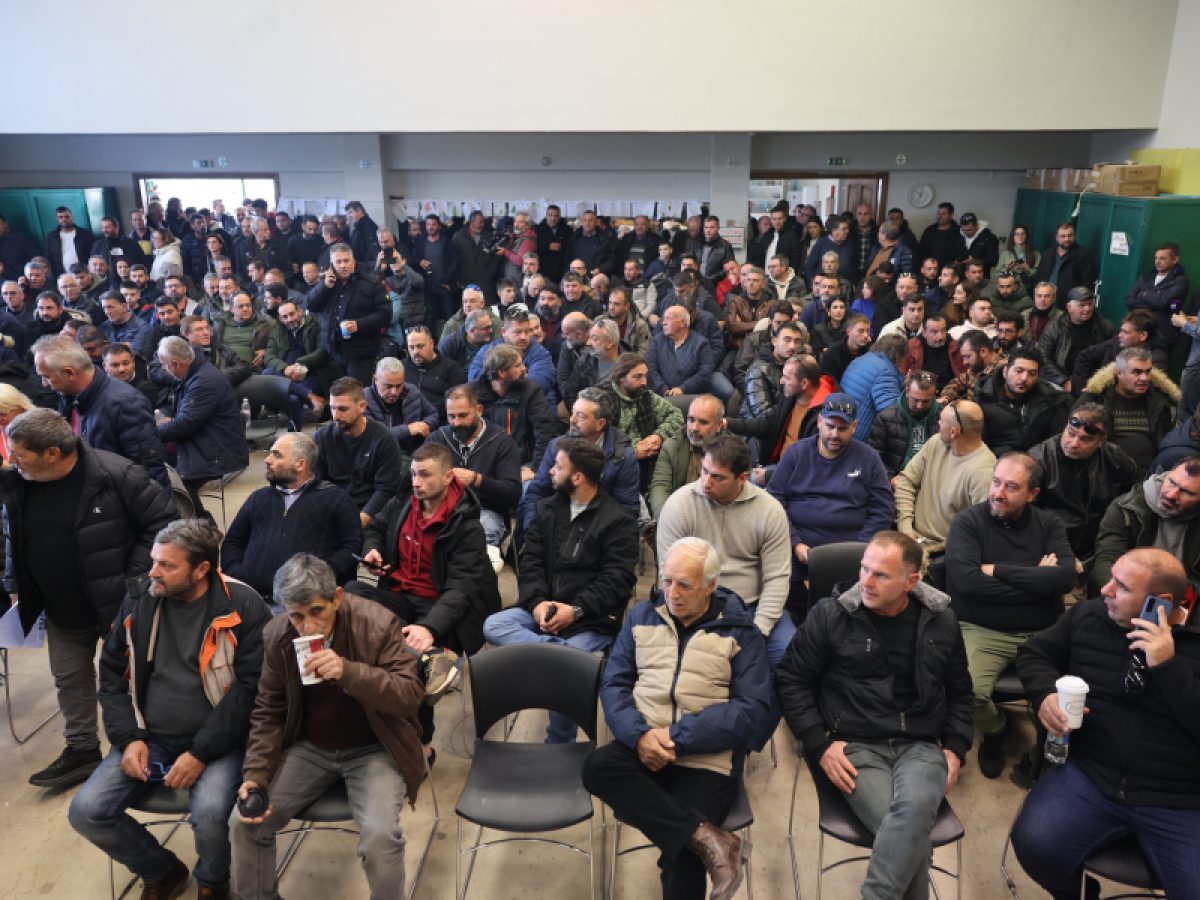 Οι αγρότες αποφάσισαν καθολικό αποκλεισμό των εθνικών οδών Πέμπτη και Παρασκευή