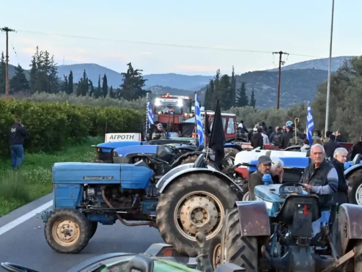 Οι αγρότες έκλεισαν τον κόμβο στο Χαλίκι Αιτωλοακαρνανίας, ΒΙΝΤΕΟ