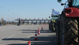 i-agrotes-ipan-ne-stin