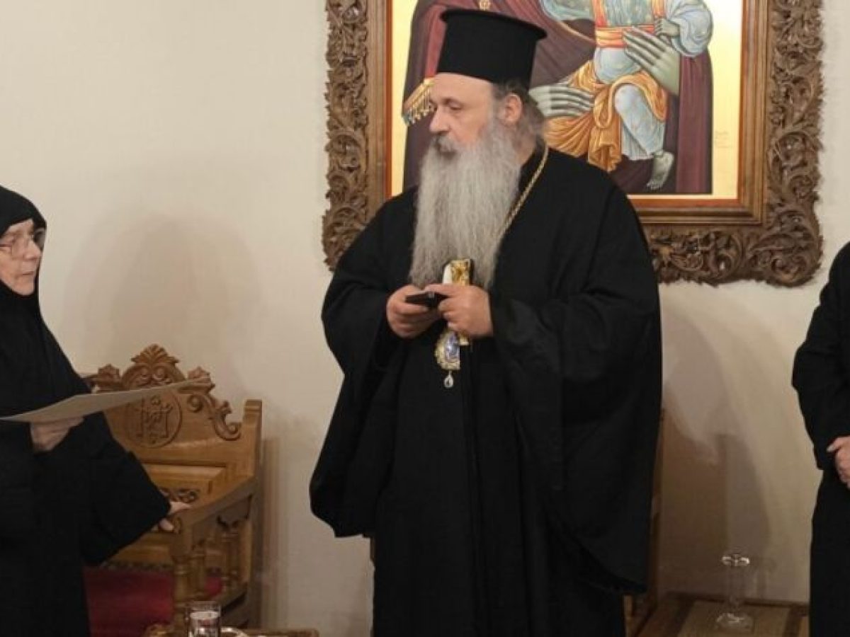 Η απονομή του “Βραβείου Φιλίας Τρικάλων” στην μοναχή Θεοτέκνη Αγιοστεφανίτισσα