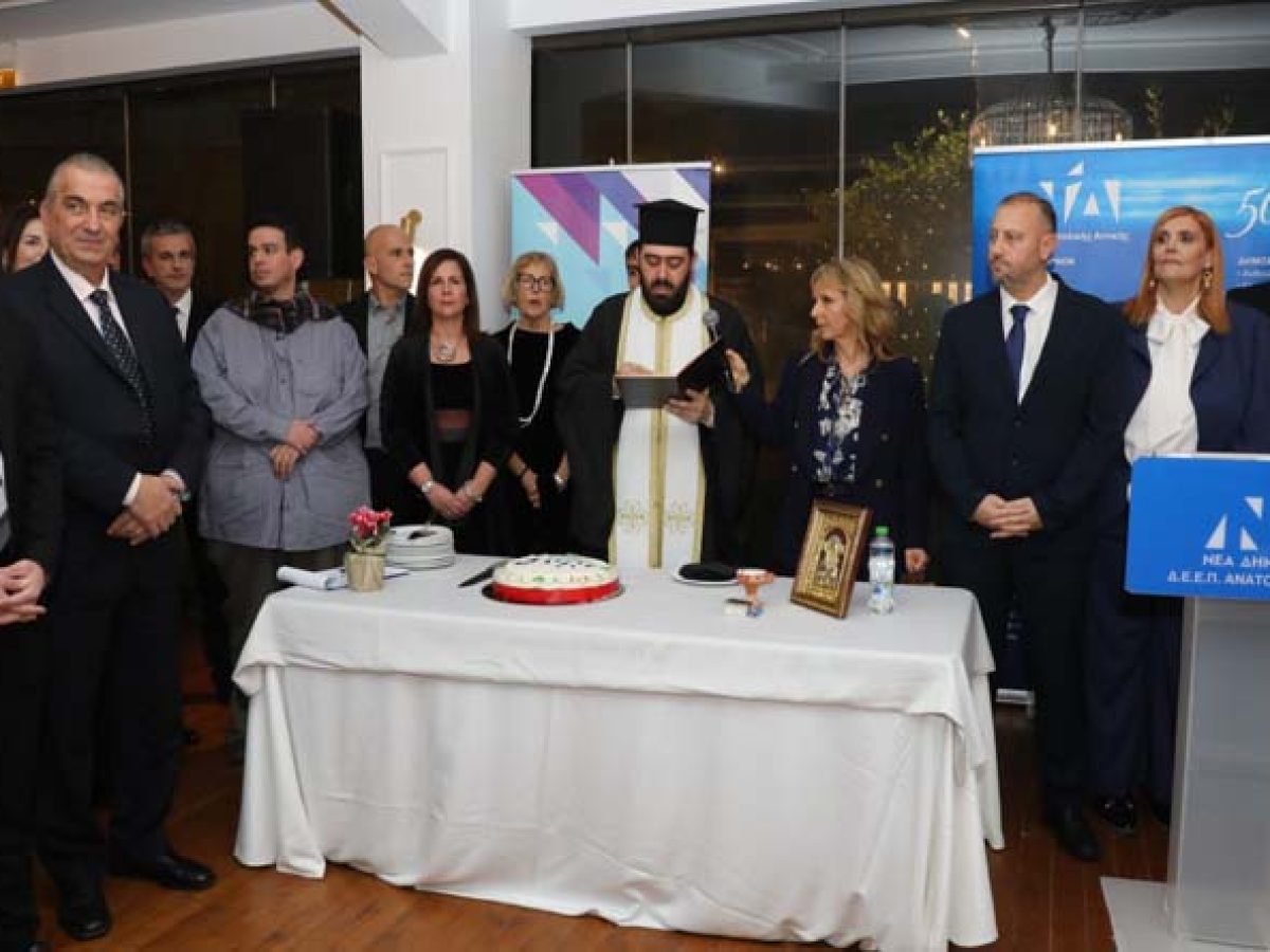 &Eta; &Delta;&Epsilon;&Epsilon;&Pi; &Alpha;&nu;&alpha;&tau;&omicron;&lambda;&iota;&kappa;ή&sigmaf; &Alpha;&tau;&tau;&iota;&kappa;ή&sigmaf; έ&kappa;&omicron;&psi;&epsilon; &tau;&eta;&nu; &pi;&rho;&omega;&tau;&omicron;&chi;&rho;&omicron;&nu;&iota;ά&tau;&iota;&kappa;&eta; &pi;ί&tau;&alpha; &tau;&eta;&sigmaf; (&phi;&omega;&tau;ό)