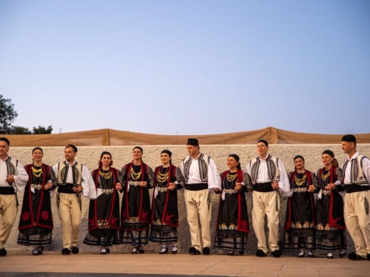 Οι «Δόλοπες» θα κόψουν βασιλόπιτα με μουσικές από την Ανατολική Ρωμυλία και την Κρήτη