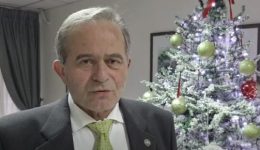 i-efches-tou-&Alpha;ntiperiferiarchi-p.e