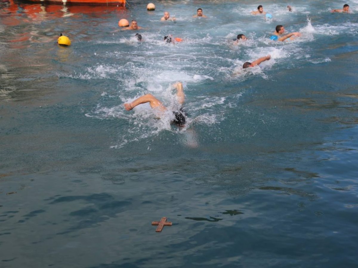 Οι εκπροσωπήσεις της Περιφέρειας Δυτικής Ελλάδας στις τελετές Καθαγιασμού των Yδάτων