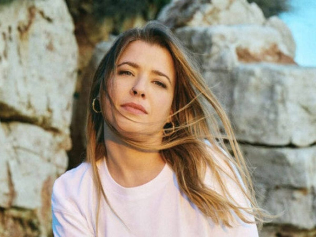 Η Ελληνίδα ερμηνεύτρια Ιουλία Καραπατάκη στο Φεστιβάλ Αντίποδες Μελβούρνης και στο Greek Fest του Σίδνεϊ